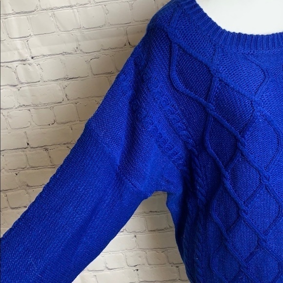 True Craft Sweater - Picture 4 of 9